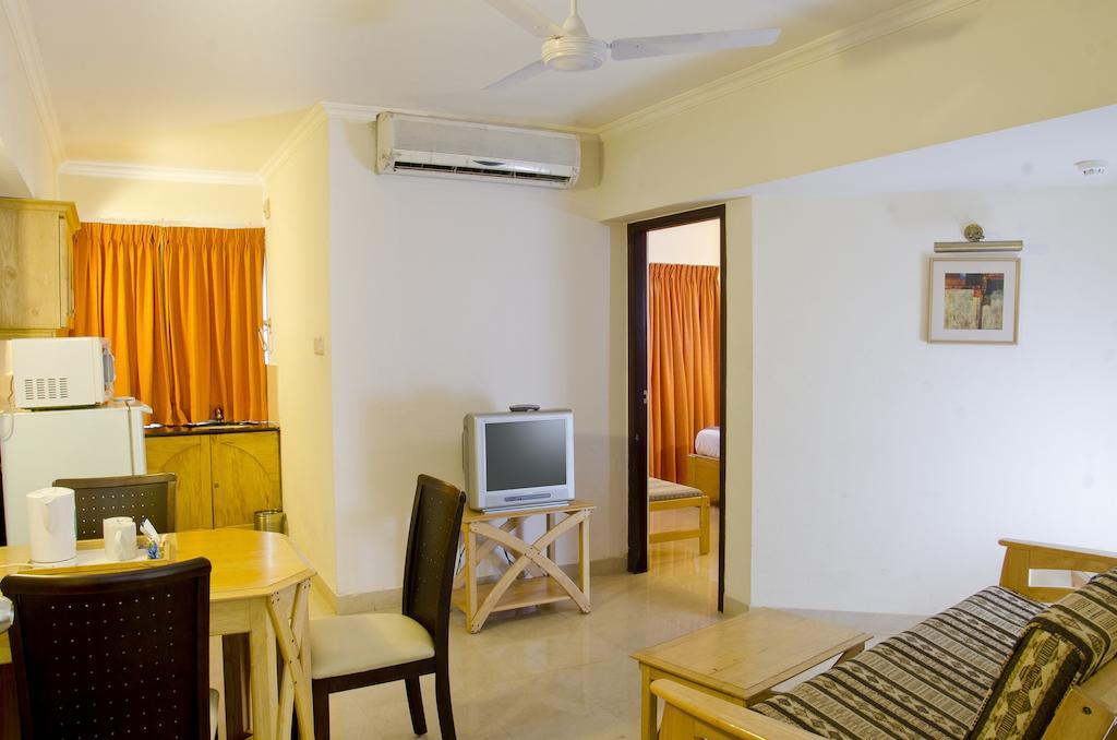 Lotus 8 Hotel Nedumbassery Rom bilde